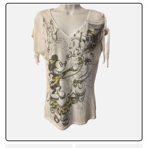 🏰 Disney Couture Rare Pauper Mickey & Princess Minnie White V-Neck Women’s Top💕